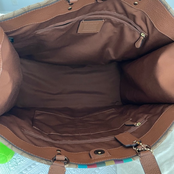 Coach Dempsey Carryall In Signature Jacquard With Stripe And Coach Patch, NWT - Picture 8 of 10